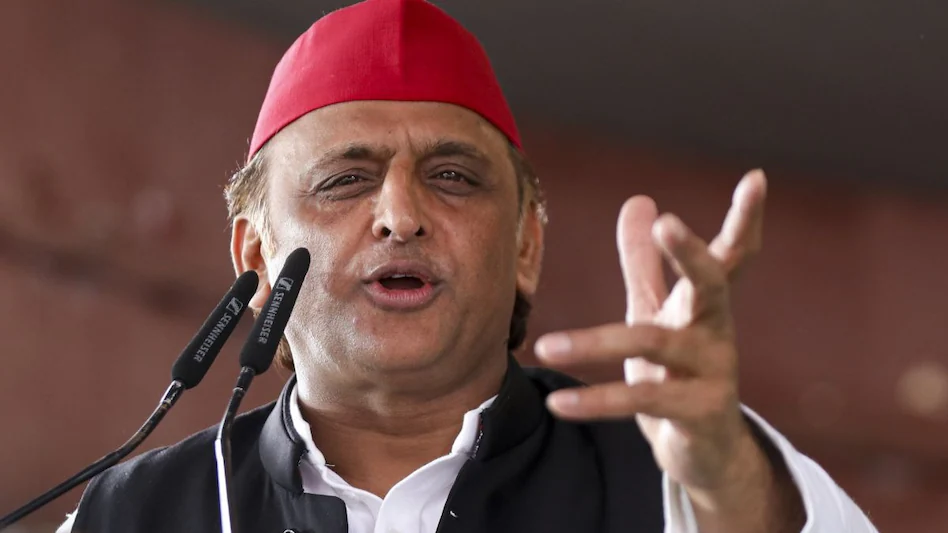 6a855770827c0-akhilesh-furious-over-ed-action-against-azam-khan-19124340-16x9