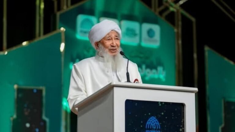 6a9d0d72a2c2d-kerala-grand-muslim-abubakar-musliyar-065124975-16x9