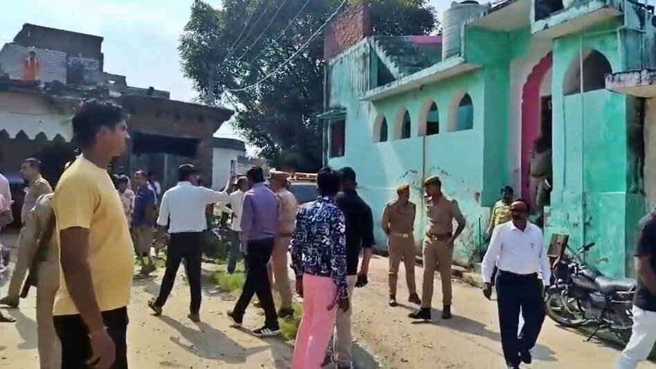 6ab25e072547d-dispute-over-a-mosque-in-bijnor-photo-itg-225254110-16x9 (1)