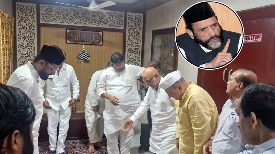 6ab4ecd88342c-congress-up-president-ajay-rai-meet-maulana-tauqeer-raza-242647418-16x9 (1)