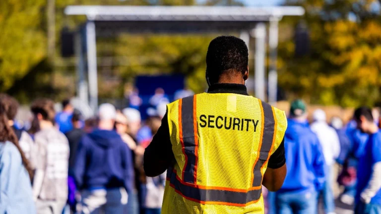6ac4a5c0b218f-london-fashion-week-security-guard-model-063943512-16x9