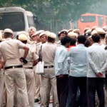 6ac9ee3476833-around-50-protesters-gathered-near-the-pti-building-in-the-new-delhi-area-and-pelted-stones-at-the-p-105011374-16x9