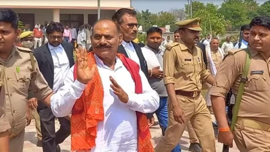 6acdce6ee17a7-ex-up-mla-vijay-mishra-140428639-16x9