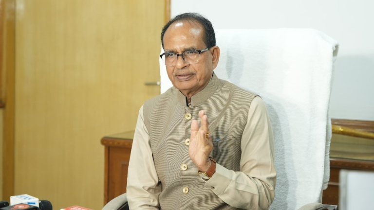 6ace28dcedbe4-shivraj-singh-chouhan-holds-meeting-134931972-16x9