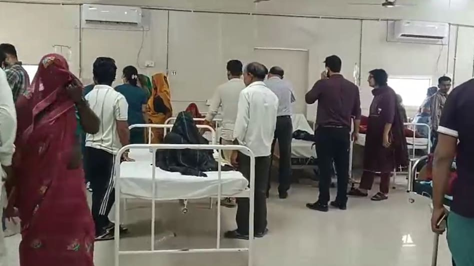 6ad32d0148b7e-firozabad-10-family-members-including-5-children-suffer-burns-after-hot-kheer-spills-170832176-16x9 (1)