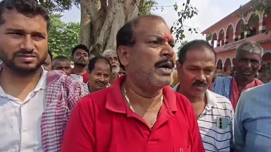 6ad45ca96e341-bihar-village-declares-war-on-drugs-announces-rs-25000-social-fine-184408362-16x9 (1)