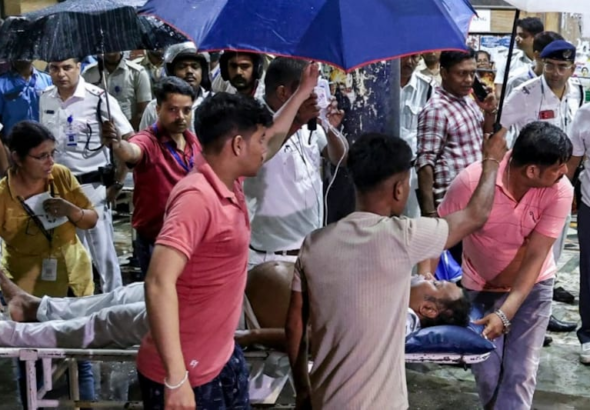 6ad4a24062cc1-chorbagan-stampede-184103343-16x9