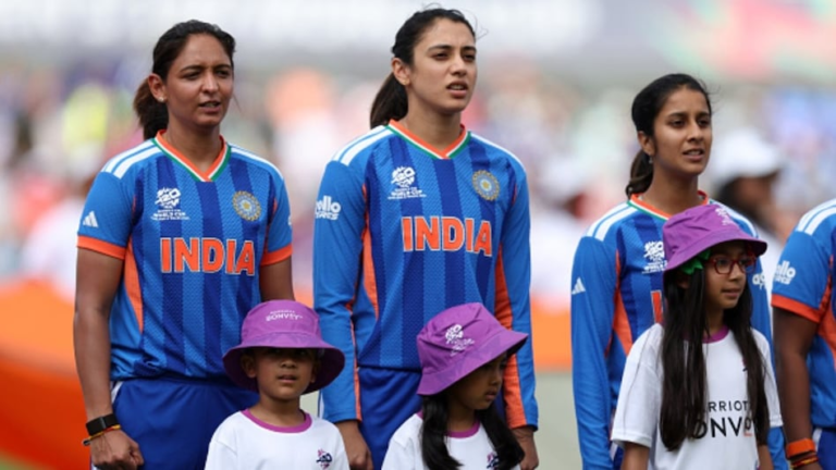 6adc440d8af91-india-women-cricket-team-243716587-16x9 (1)
